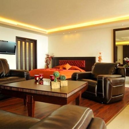 Hollywood Inn Boutique Hotel Jounieh Kültér fotó