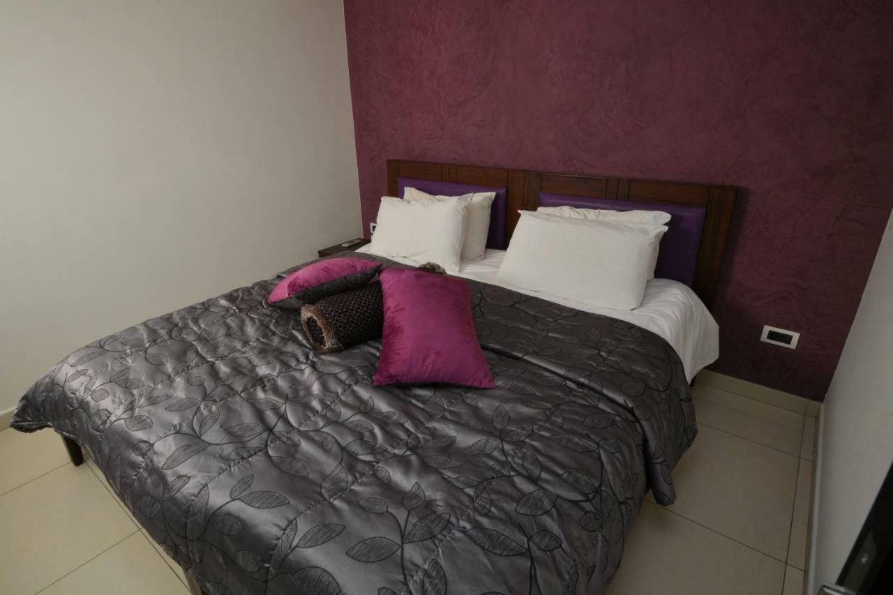 Hollywood Inn Boutique Hotel Jounieh Kültér fotó