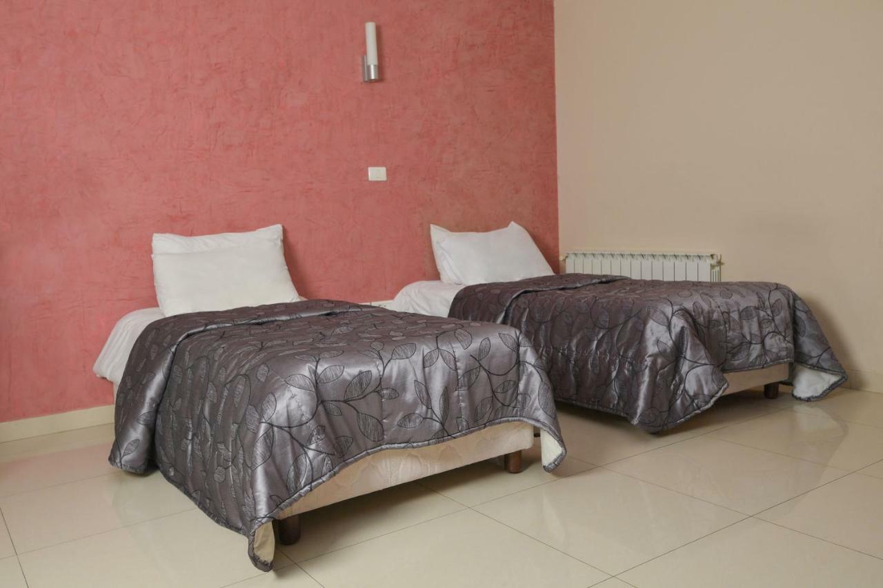 Hollywood Inn Boutique Hotel Jounieh Kültér fotó