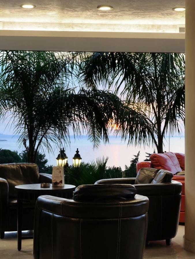 Hollywood Inn Boutique Hotel Jounieh Kültér fotó