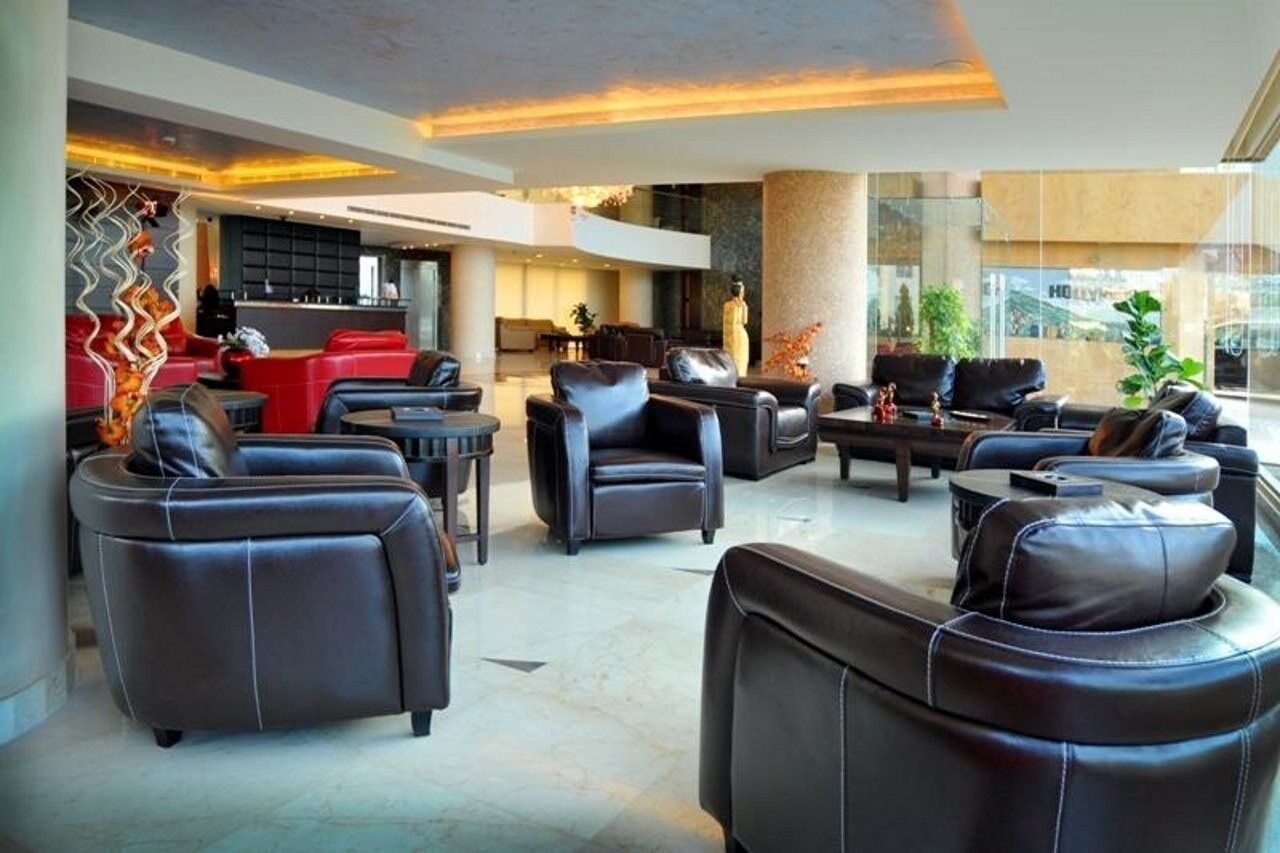 Hollywood Inn Boutique Hotel Jounieh Kültér fotó